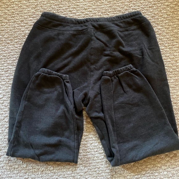 GAP Women’s Sweatpants/Joggers. - Picture 3 of 4